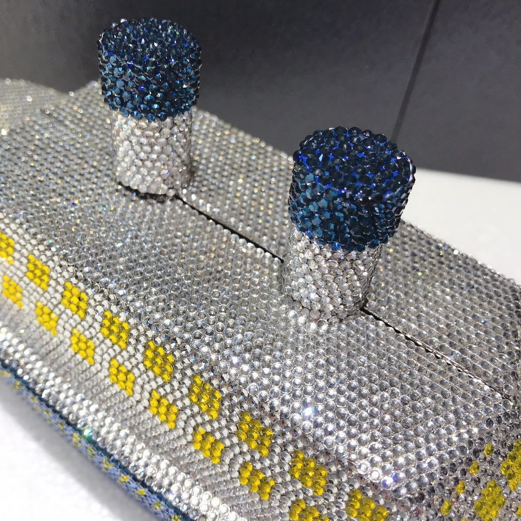 Full Diamond Crystal Rhinestone Metal Evening Bag with Magnetic Closure, Small Size, Red & Blue