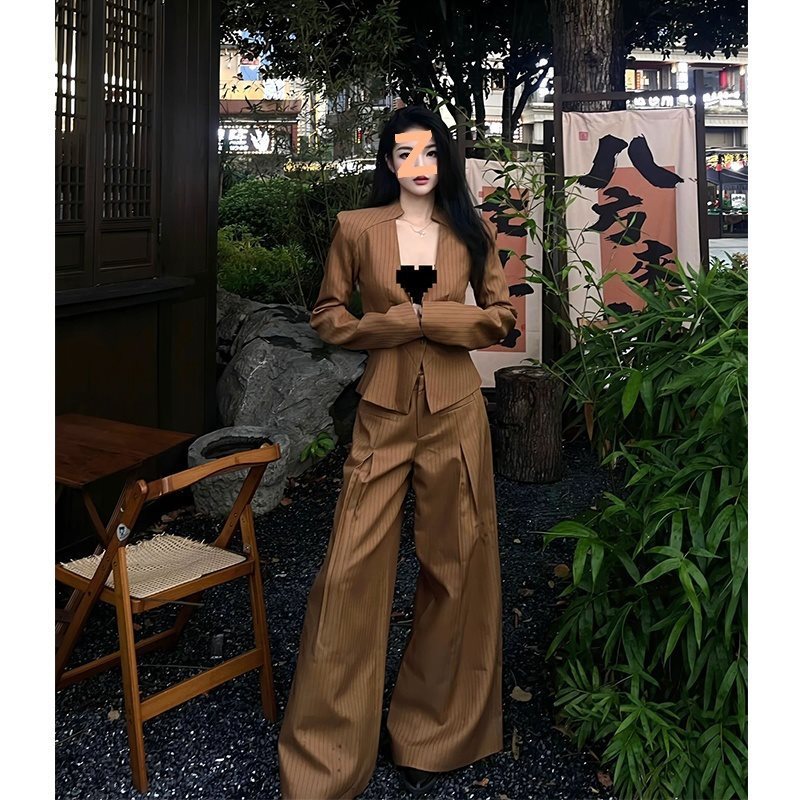 Women's Retro American-Style Chenille Coat & Wide-Leg Pants Suit Brown