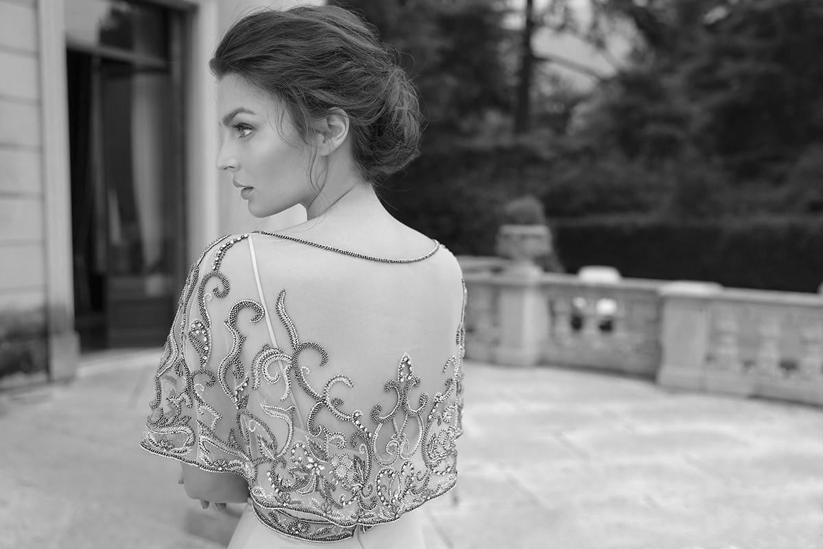 Robe moulante asymétrique en spandex ornée de cristaux