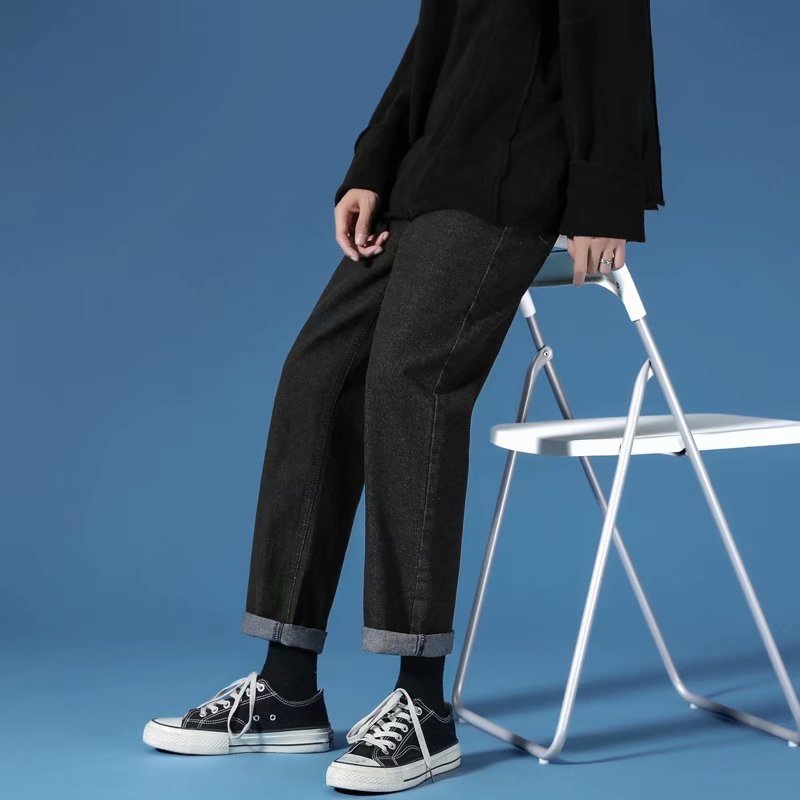 Men's Loose Straight Leg Jeans in Black and Blue