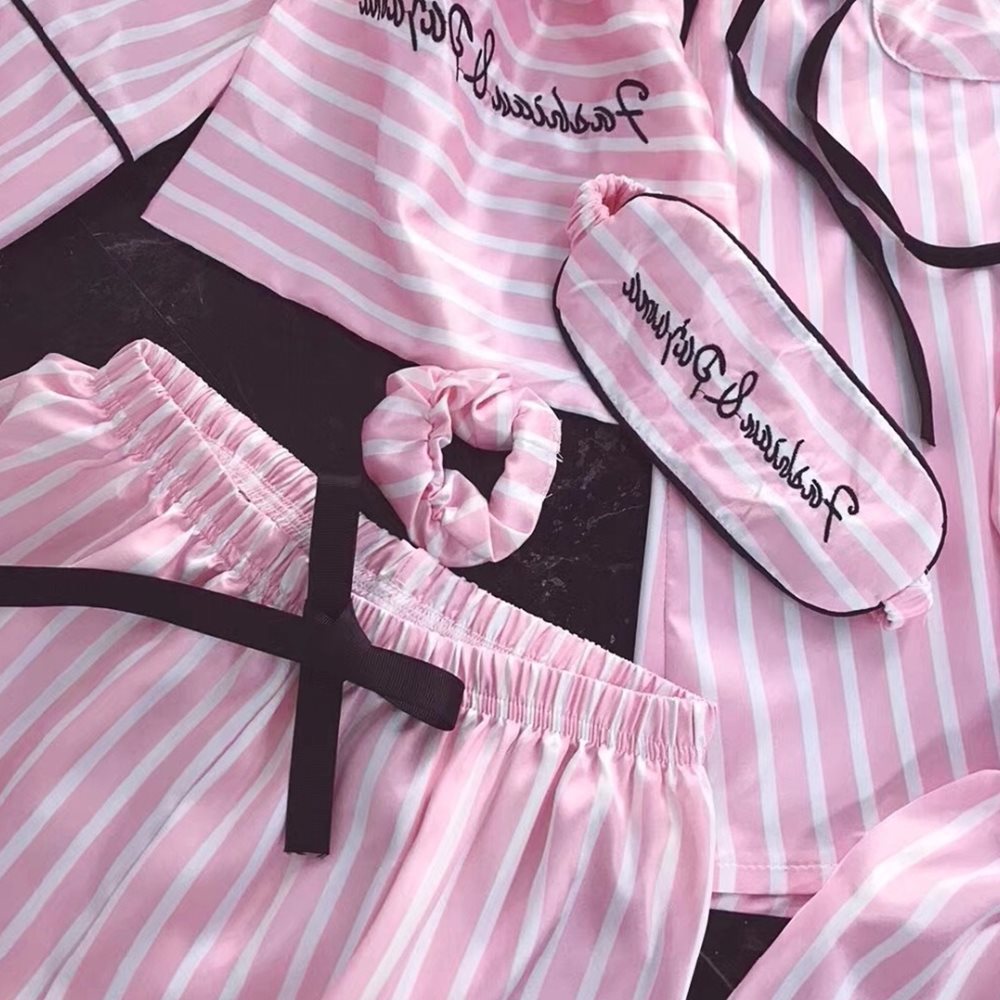 Ensemble de pyjama pour femme en soie et fourrure de lapin, coloris rose