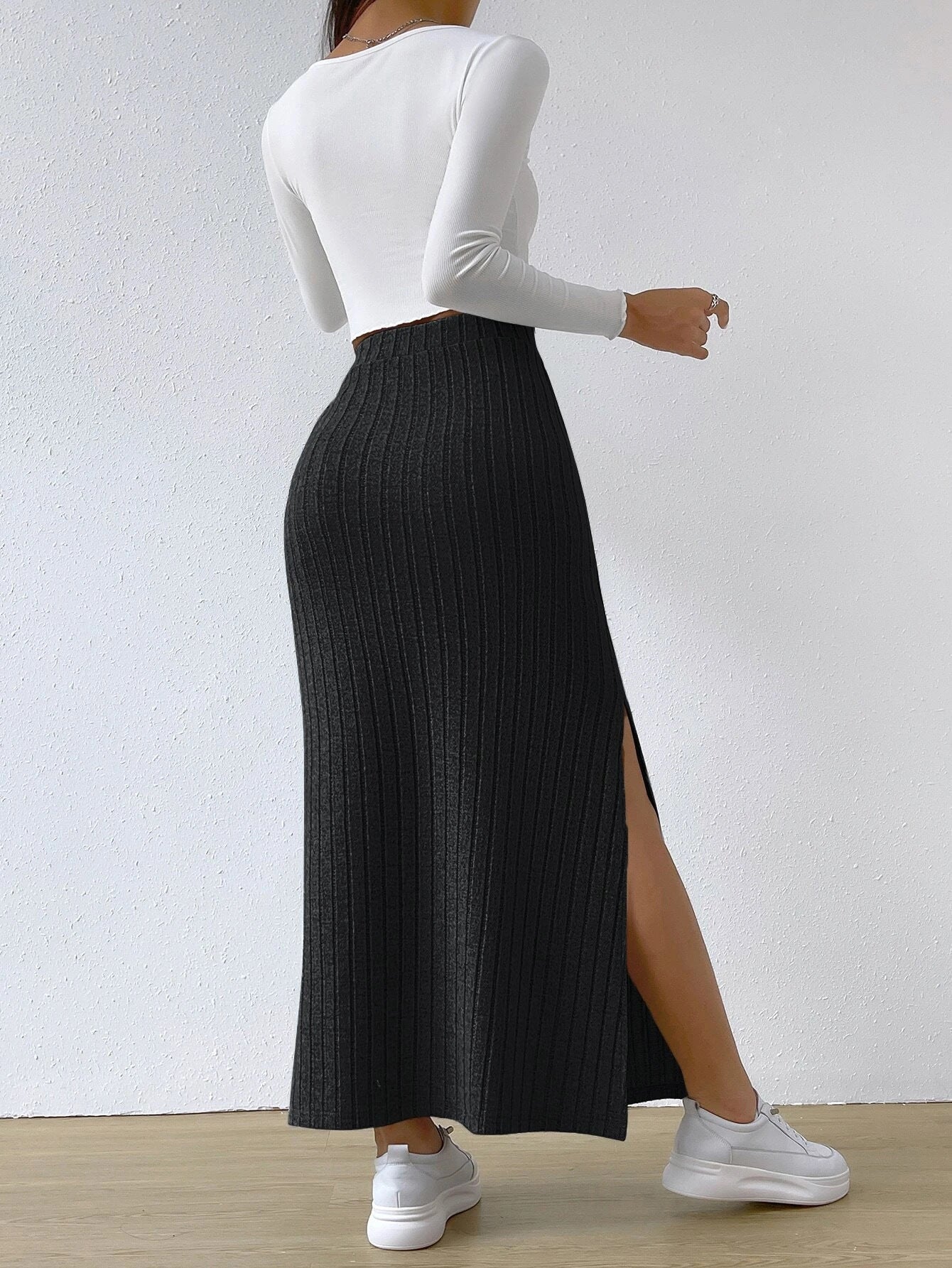 Robe longue printanière en maille, taille haute, fente latérale, coupe ajustée