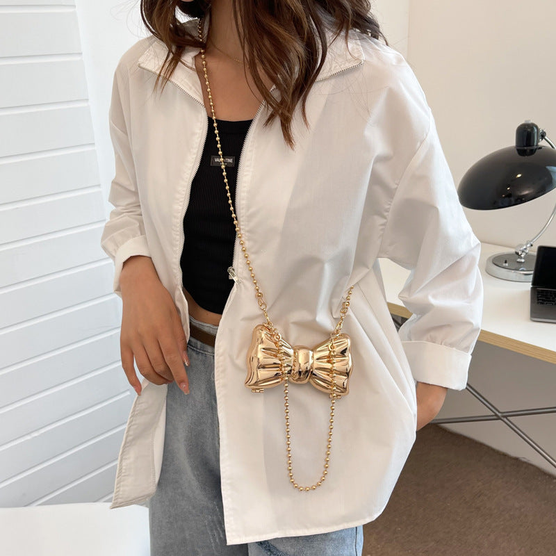 Sac à Bandoulière Mini Chaîne en Métal avec Rouge à Lèvres Papillon pour Femmes