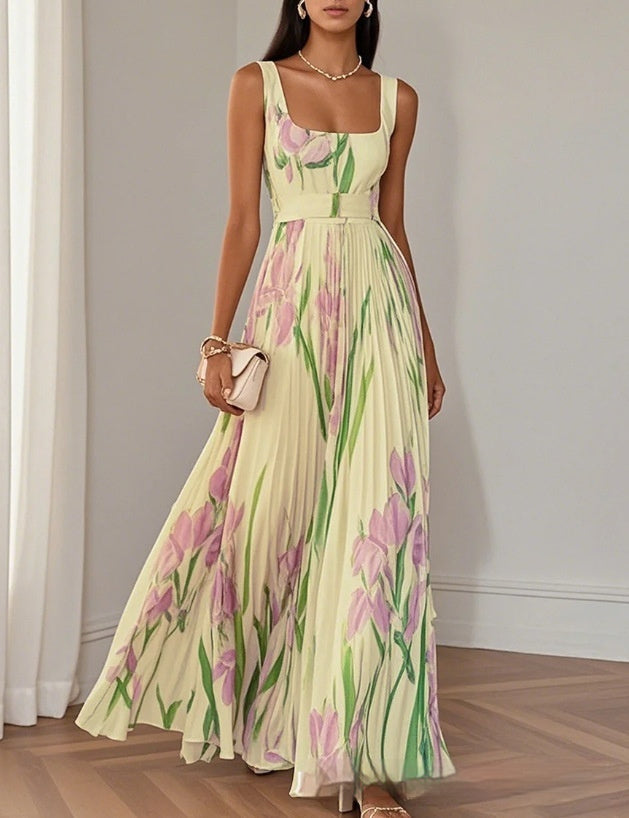 Robe sans manches plissée imprimée taille haute