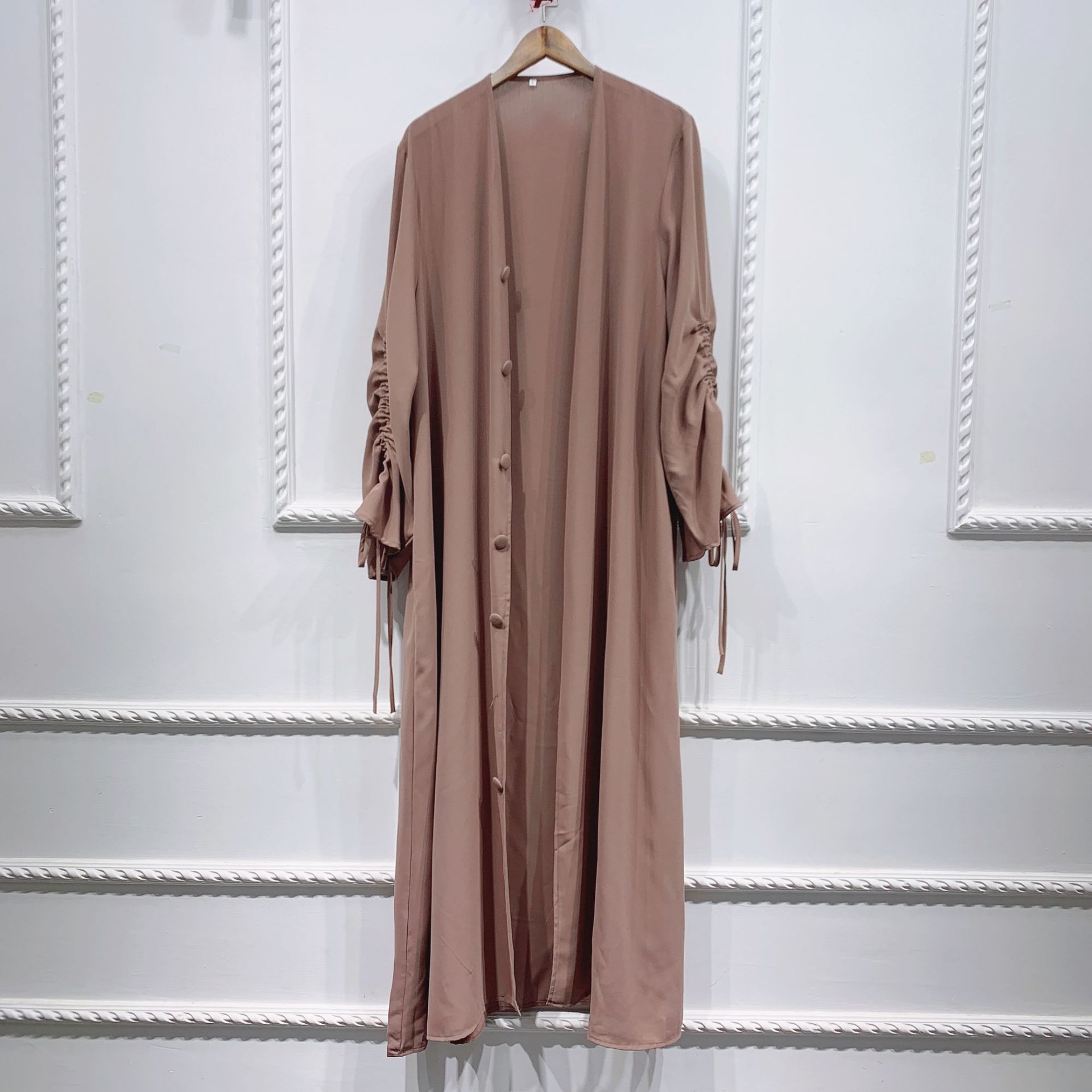 Cardigan robe à manches trompettes brodé style Moyen-Orient pour femme