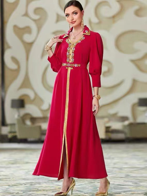 عباية نسائية بلون موحد