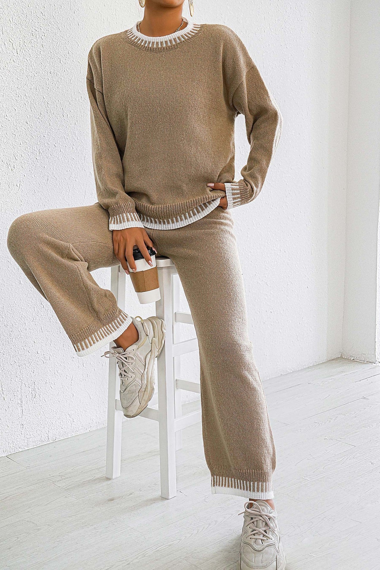 Women's Khaki & Black Woven Suit Pullover with Wide-Leg Pants