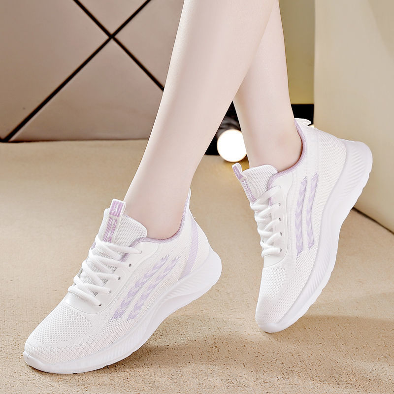 Lightweight Casual Soft Sole Sneakers