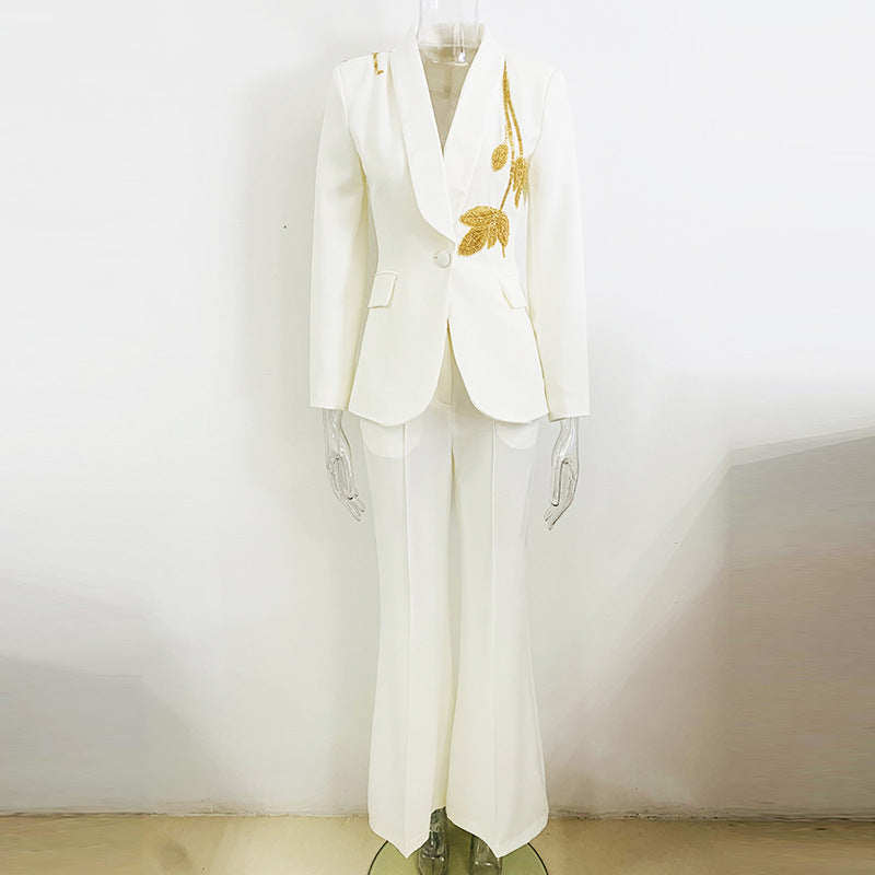 Costume deux-pièces cintré à perles, pantalon évasé