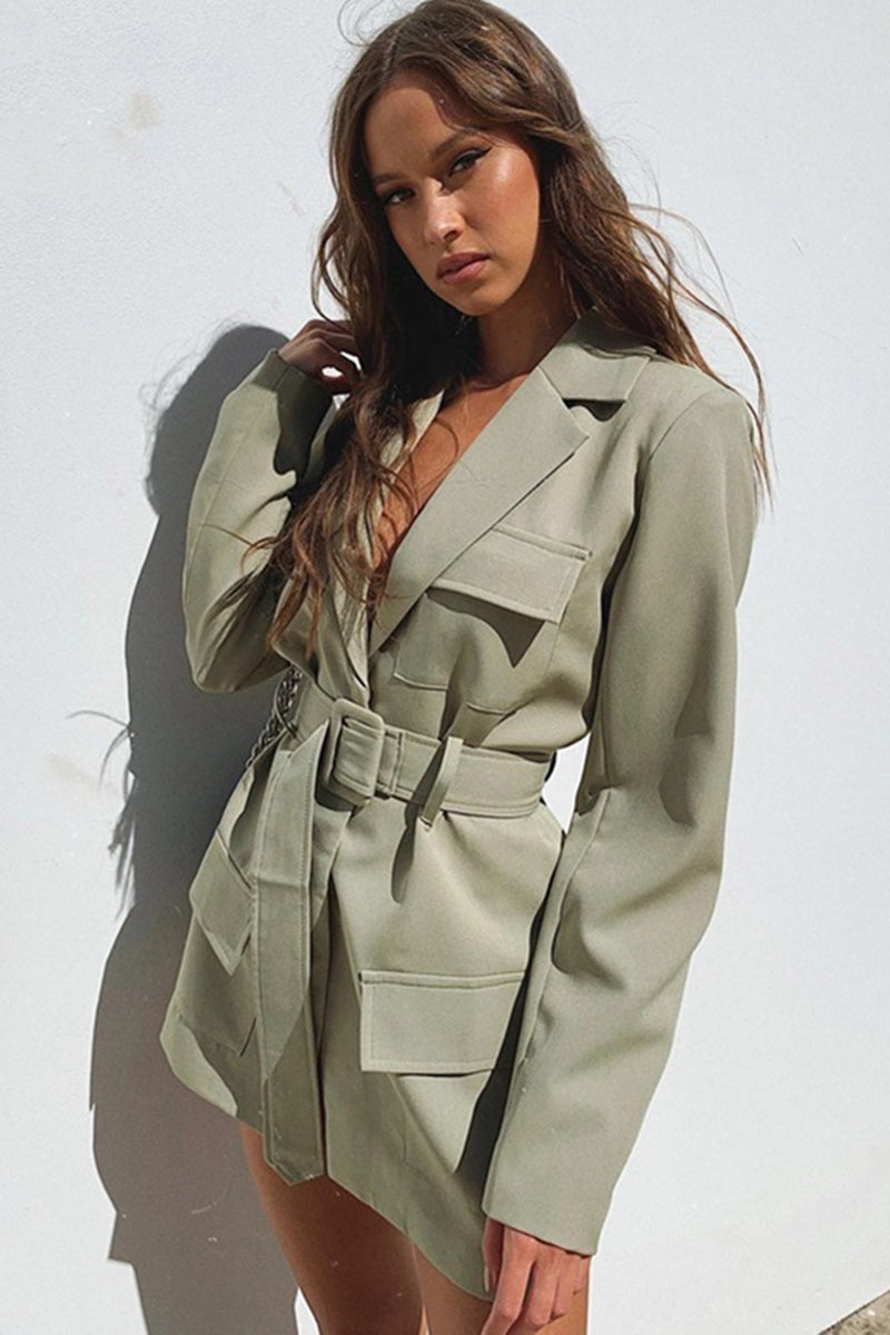 Blazer élégant à col polo et décolleté en V vert