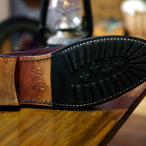 Trois Chaussures Habillées en Cuir pour Homme