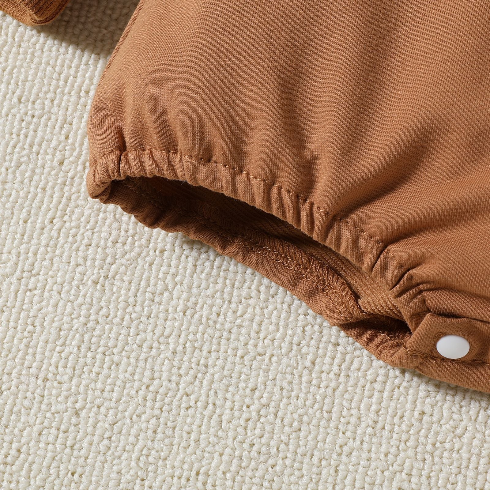 Grenouillère en coton à manches longues marron clair avec lettres et crâne pour bébé, 60-90cm