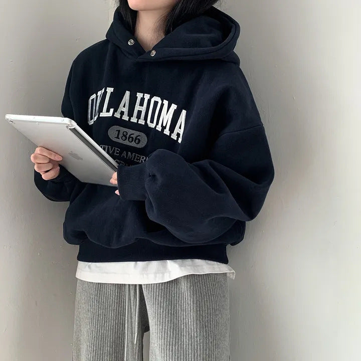 Dongdaemun Letter Embroidered Velvet Padded Thick Sweater Free Size