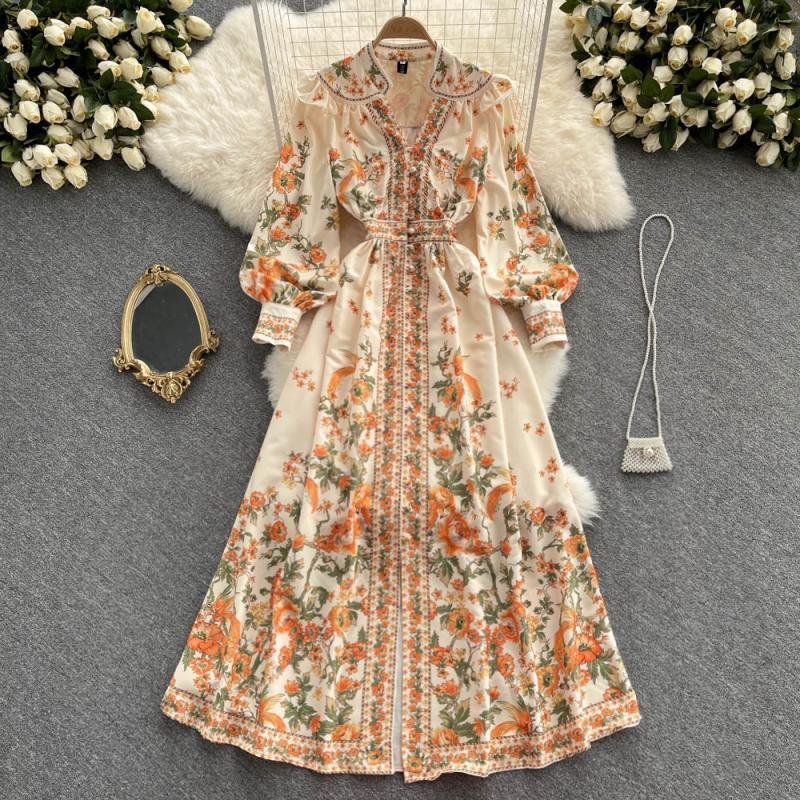Women's Loose French Retro Floral Apricot Black Dress