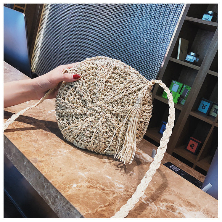 Hollow Round Straw Bag with Zipper – Coffee & Beige, 18x16x23cm