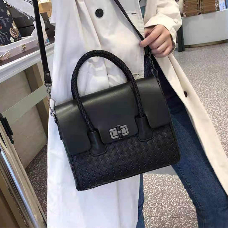 Women's Large Genuine Leather Woven One-Shoulder Messenger Bag
