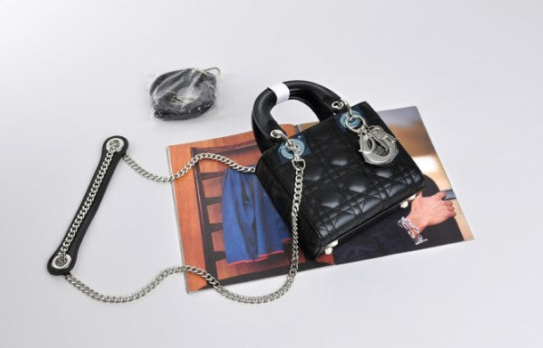 Lingge Plaid Woolen Small Square Shoulder Messenger Bag