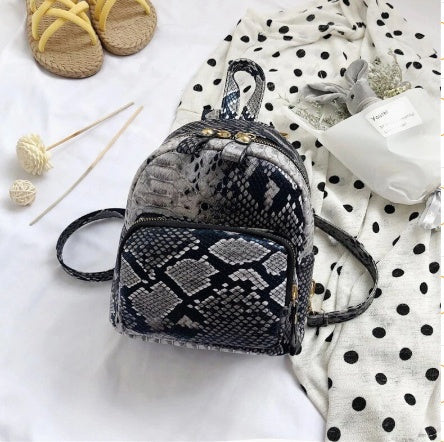 Snake Pattern PU Leather Shoulder Bag, Medium Soft, Waterproof, 17x20x12cm, Black & Khaki