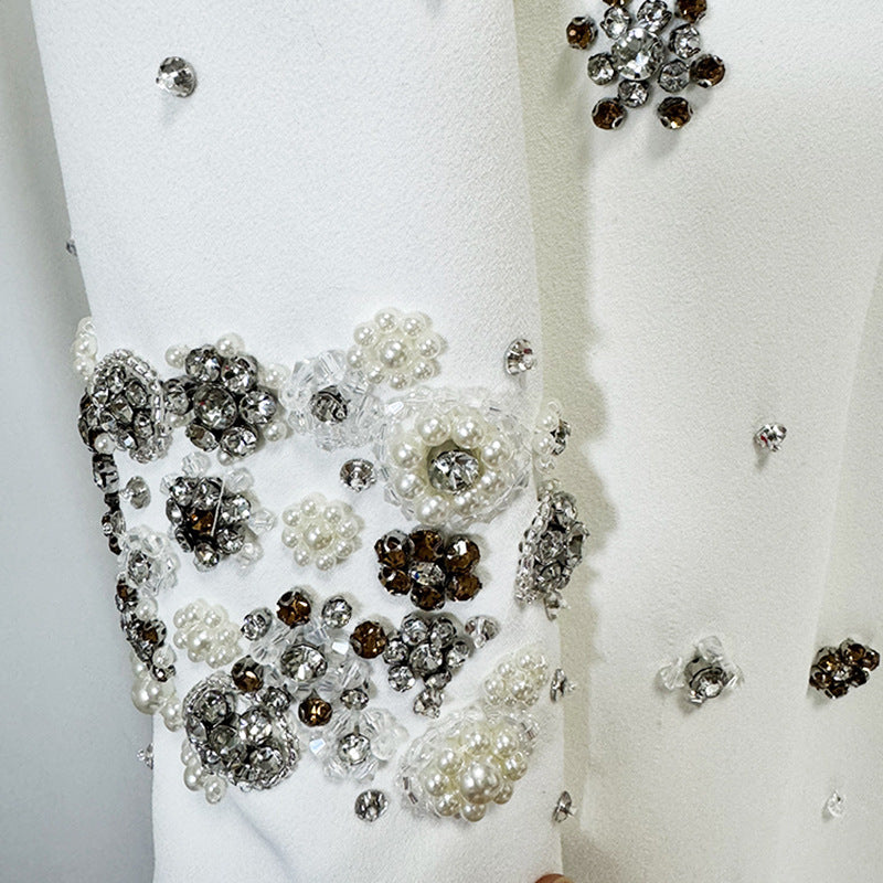 فستان ماكسي ضيق مزين بالخرز والماس شديد التحمل