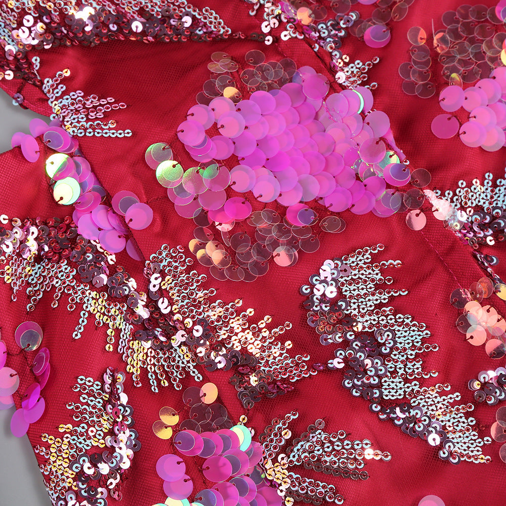 Robe mi-longue dos nu à sequins rouge rosé