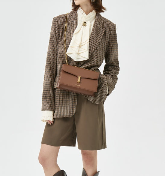 Sac bandoulière carré en cuir de vachette pour femme