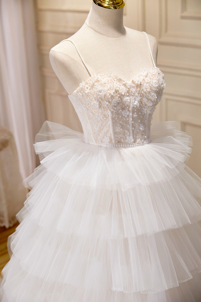 Beautiful Girl Beige Suspender Wedding Dress with Elegant Train One Size