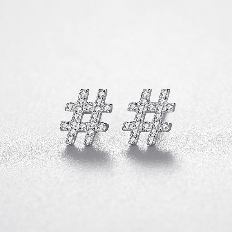 Boucles d'oreilles clous en argent S925 avec micro-diamants en zircone symboliques 0,8 cm