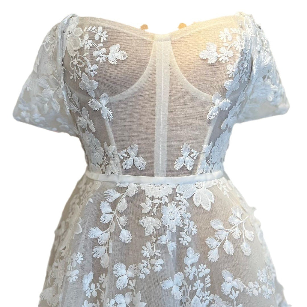 Lace Tube Top with Large Trailing Yarn for Ladies