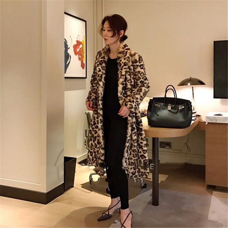 Manteau extra long en fausse fourrure imprimé léopard pour femme