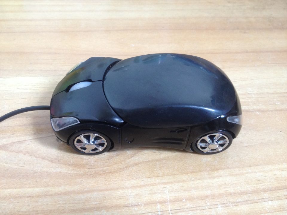 Souris sans fil Ferrari en forme de voiture de dessin animé avec fonction de veille automatique