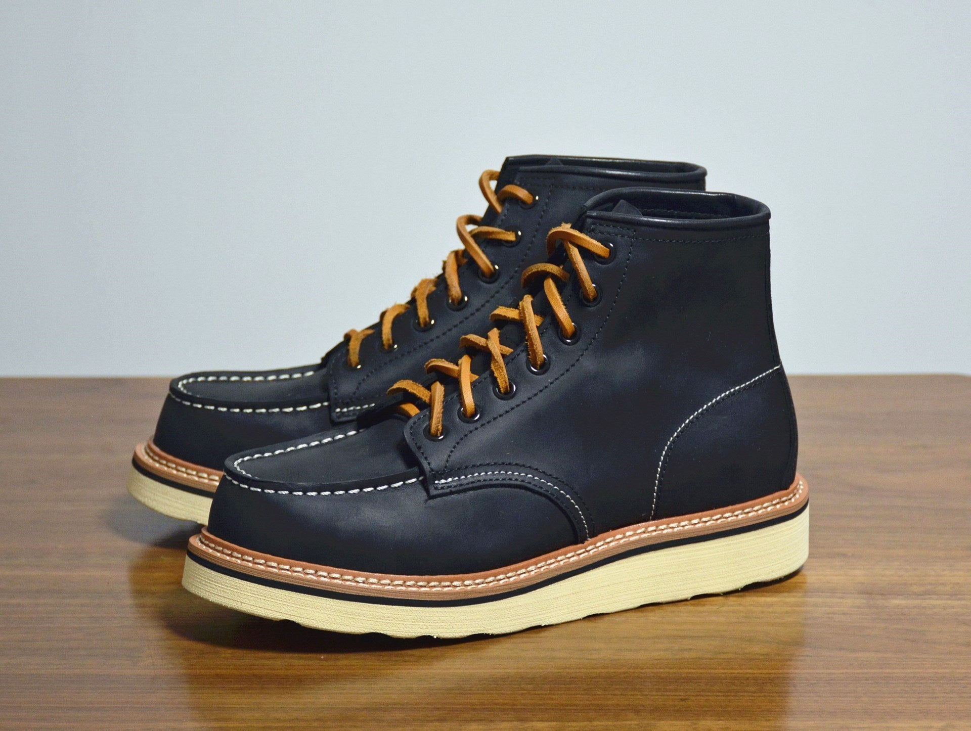 Bottes Martin en coton à talons hauts avec ligne de couture