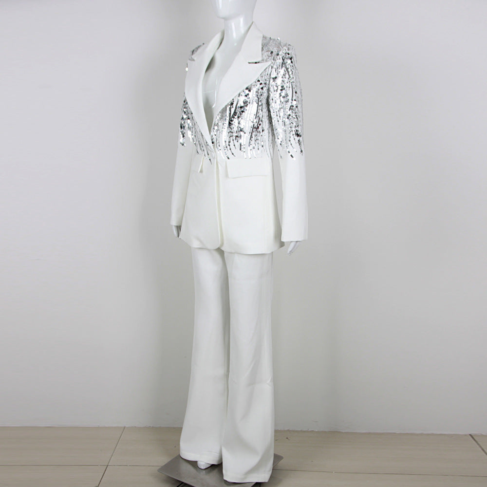 Ensemble deux pièces pour femme : pantalon ample et haut à sequins blancs