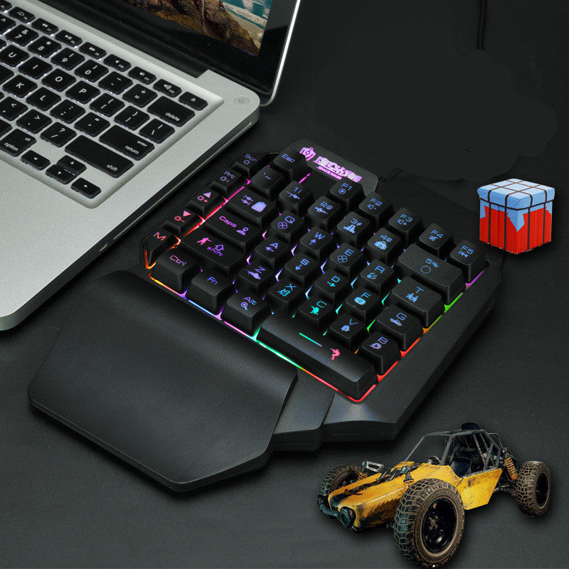 Eat Chicken Game Mouse Set USB Plastic 80x60x15mm for iOS Android