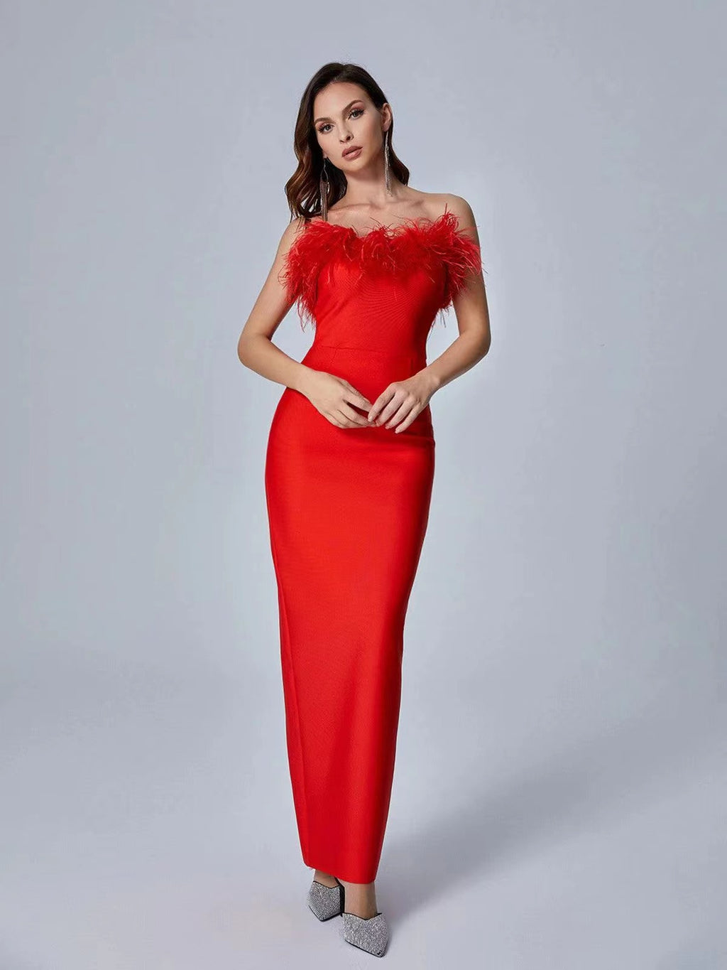 Robe bustier en fourrure d'autruche pour femme en noir, blanc, rouge rosé et rouge, tailles S-XL