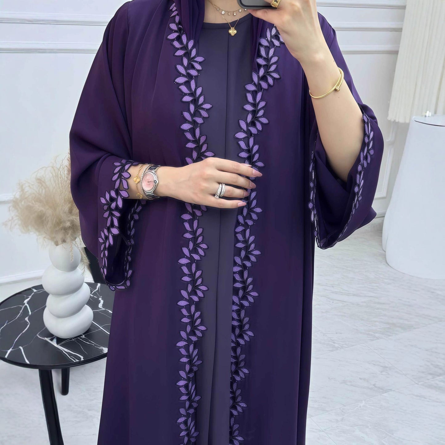 Robe abaya ample, élégante et tendance en dentelle pour femme