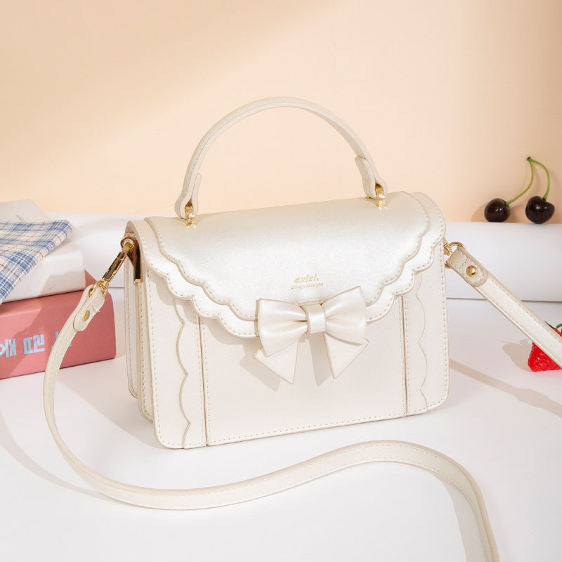 Sac à bandoulière carré en PU style nœud pour femme 21x15x9.5cm