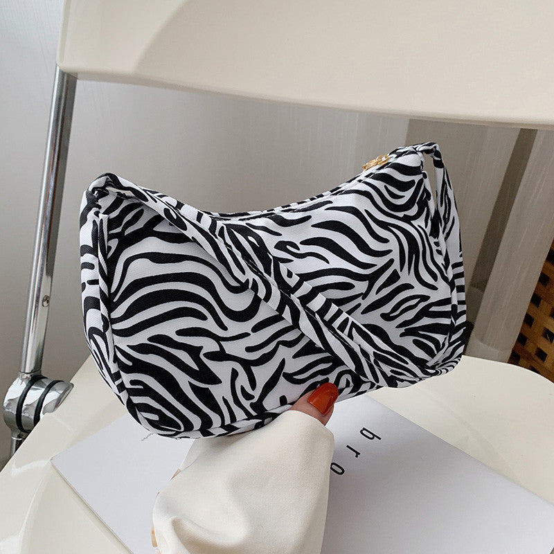 Sac à bandoulière en nylon pour femme, petit, imprimé papillon, vache ou léopard, format 23x13x7.5cm