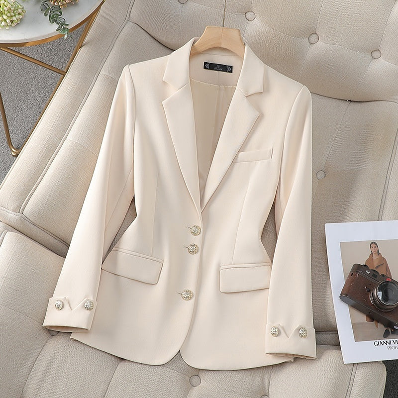 Ensemble de travail formel élégant pour petite femme de style tempérament