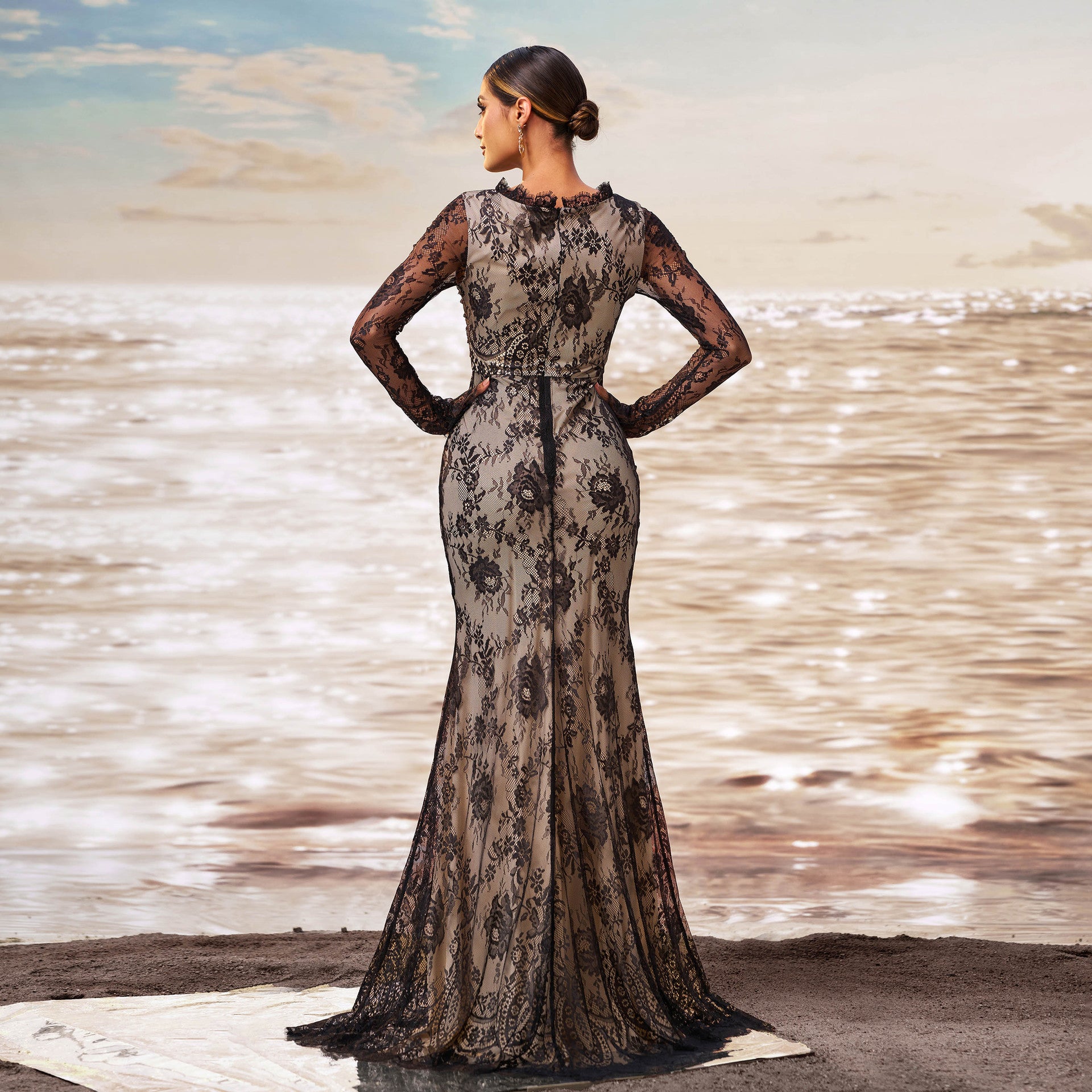 Long Sleeve Round Collar Black Gauze Fishtail Evening Dress