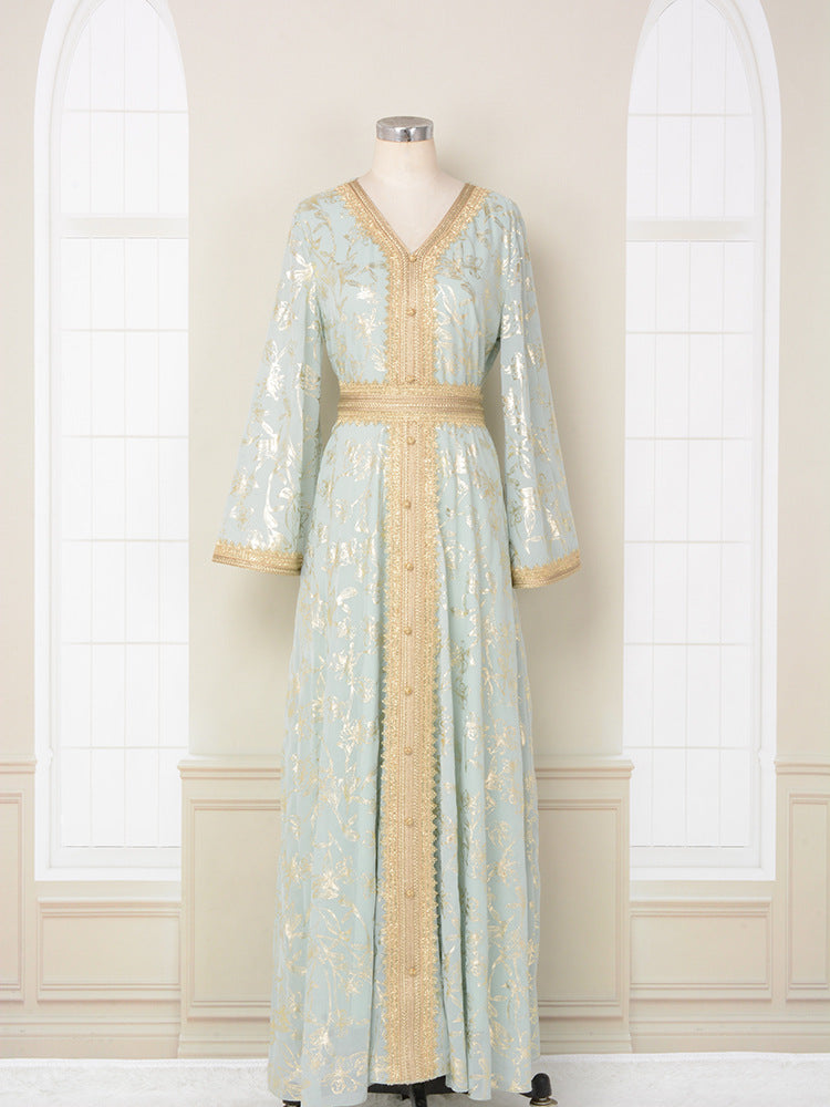 Robe de soirée arabe à bas ornée de fleurs et de bronzer