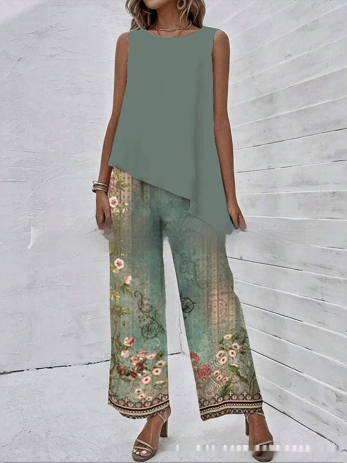 Women's Sleeveless Round Neck Top & Printed Pants Set Spring Summer