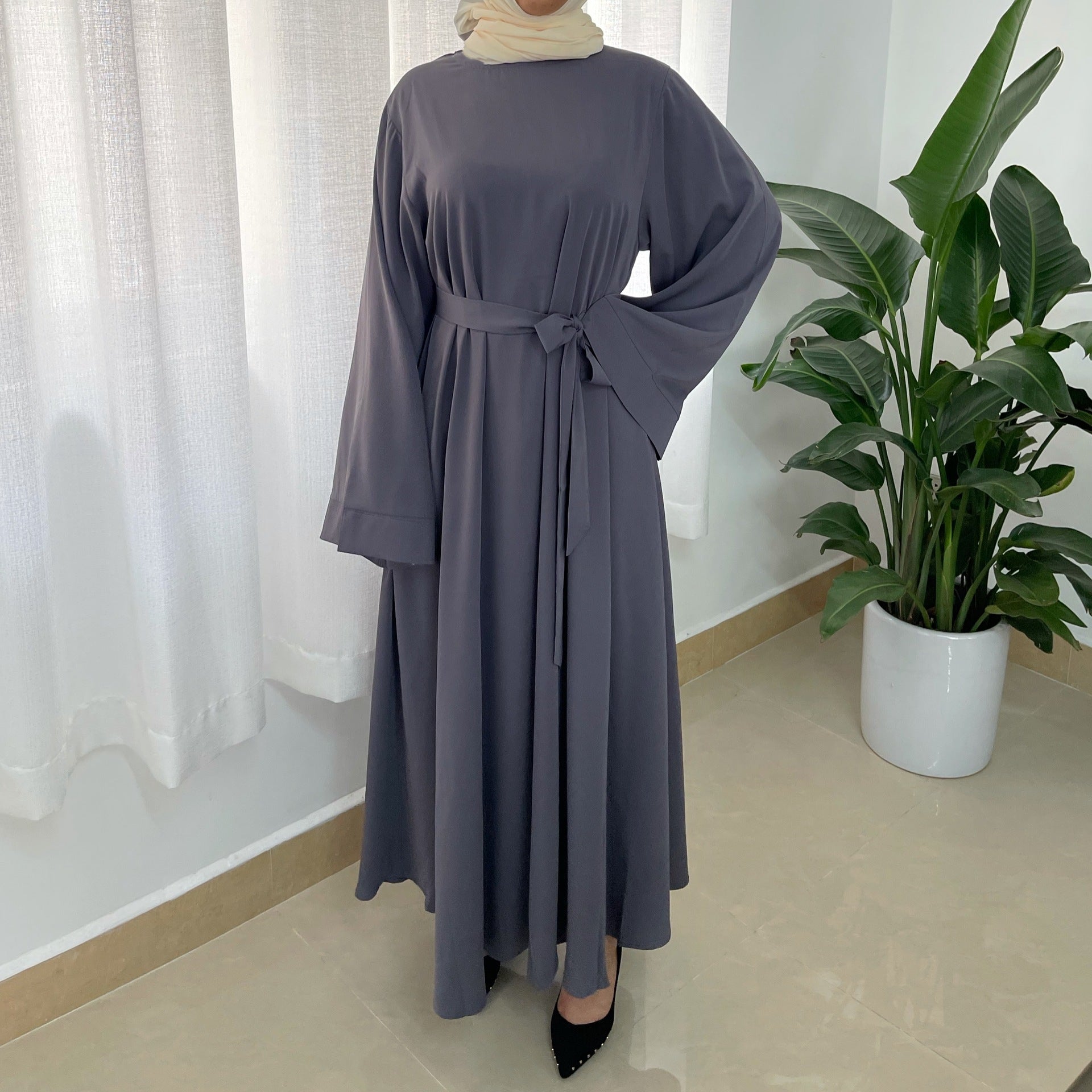 Plus Size Elegant Muslim Long Sleeve Dress with Zipper