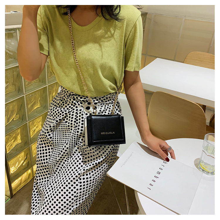 Textured Western Chain Crossbody Bag with Zipper Pocket