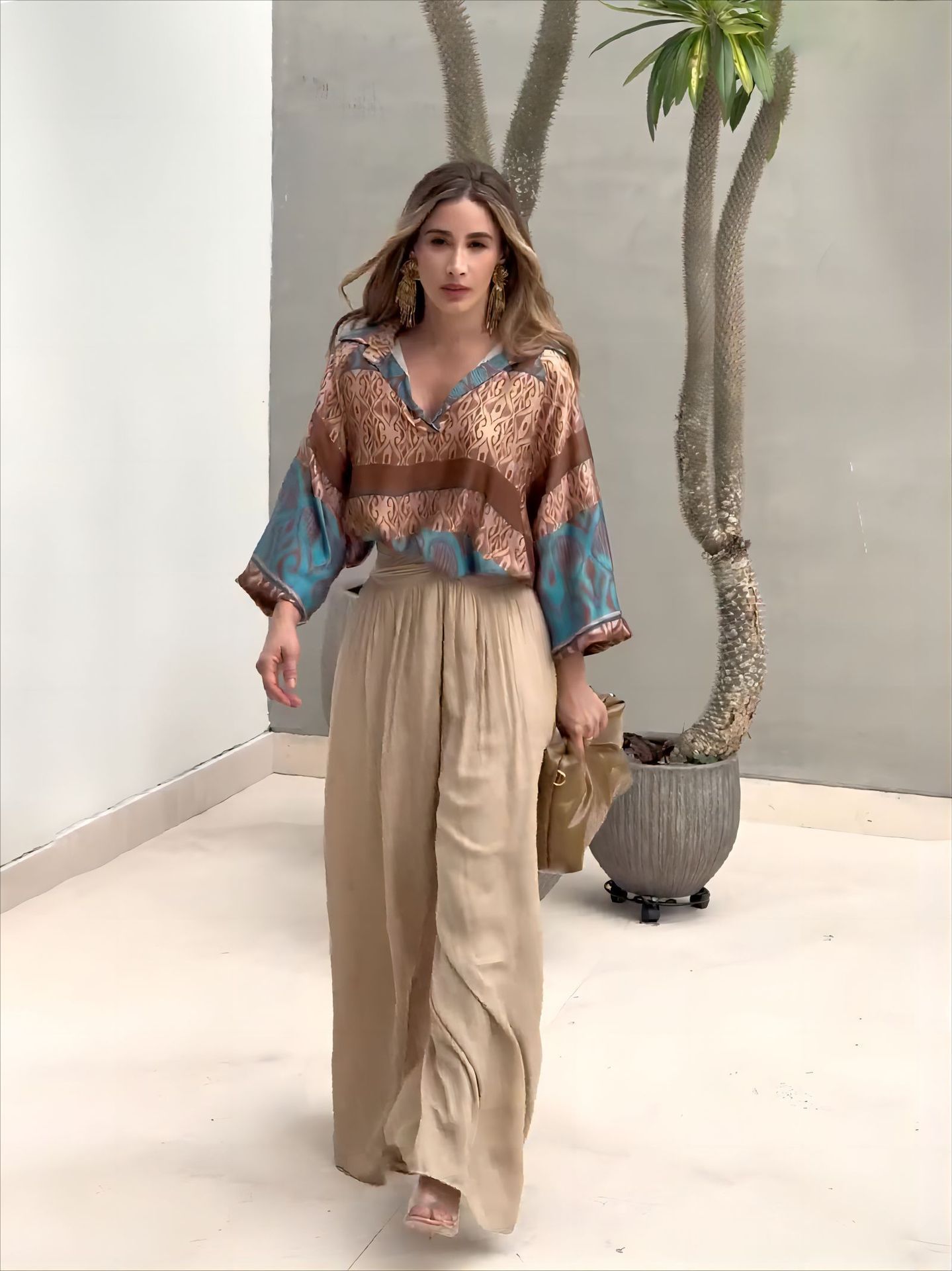 Positioning Printed Top Wide Leg Pants Two-piece Set