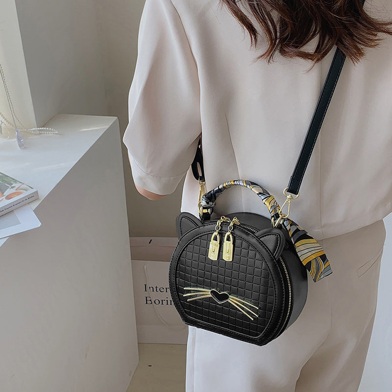 Women's New Versatile Texture Cute Cat Messenger Bag