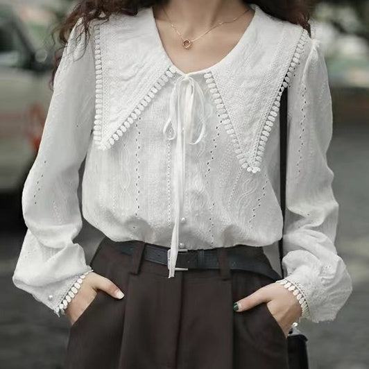 Chemise col large pointu style français pour femme, design début de printemps