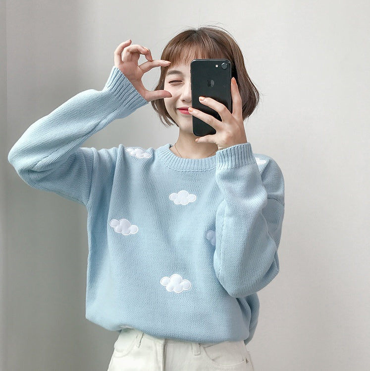 Loose Cloud Sweater with 62cm Length and 114cm Bust