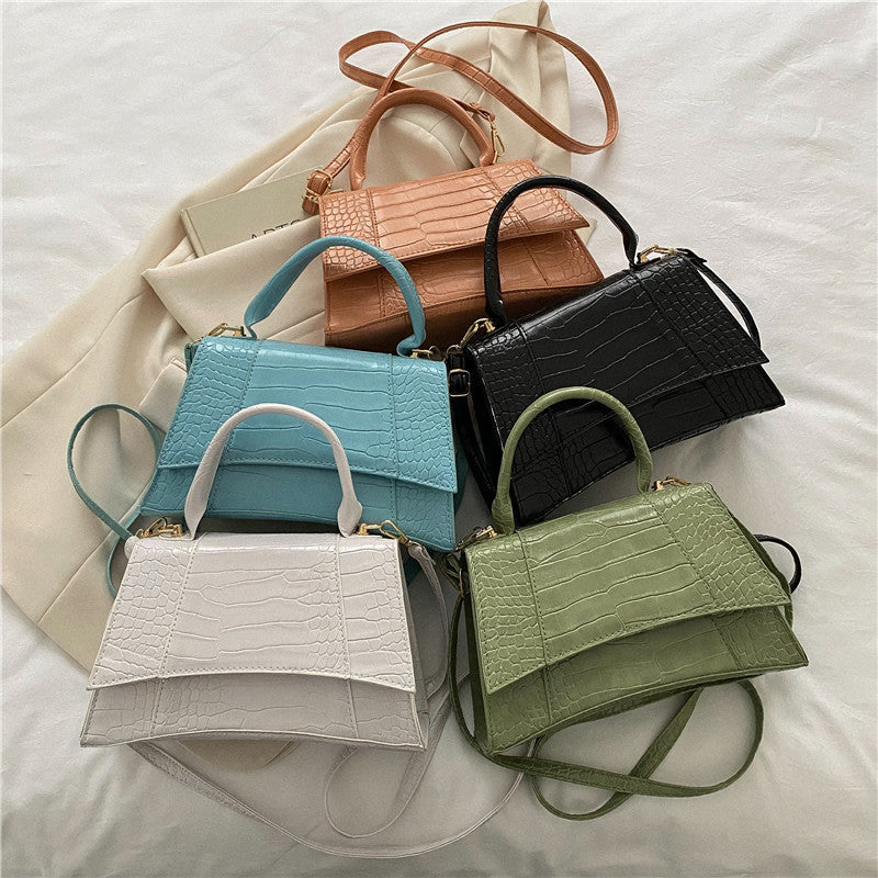 Popular Women's Shoulder Crossbody Handbag with Crocodile Pattern