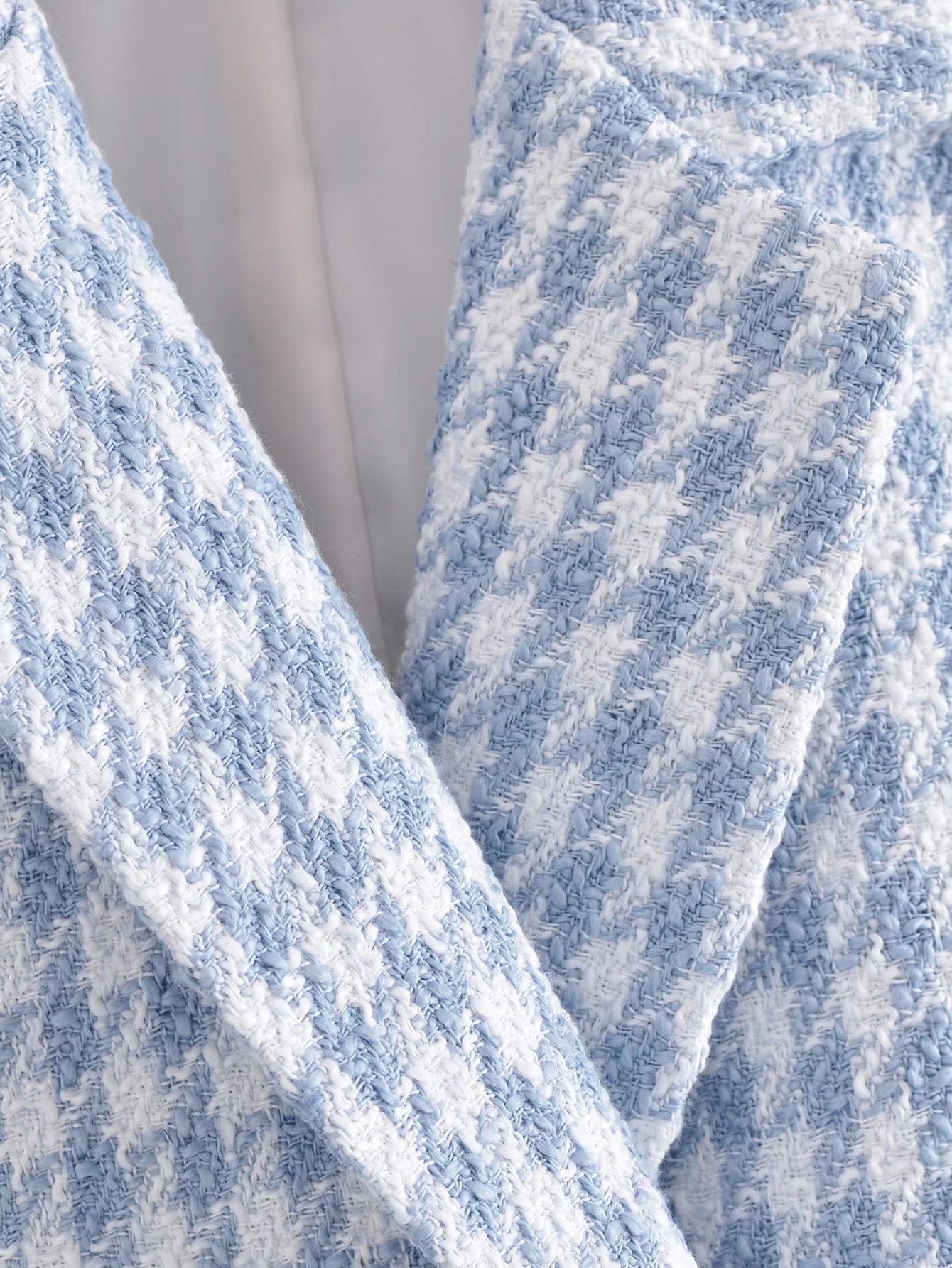 Women’s Slim Short Suit Coat in Light Blue Checker with Thousand Bird Pattern
