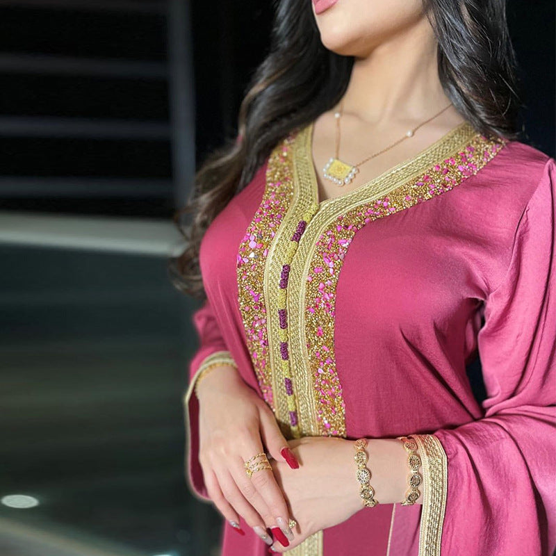 فستان دبي مسلم مع دانتيل وشريط ماسي من المخمل الفرنسي
